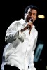 Eben noch bei Gottschalks "Wetten, dass ...?", nun schon wieder allein auf der Bühne: Lionel Richie., Live in Köln 2007 | © laut.de (Fotograf: Peter Wafzig)