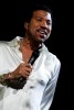 Eben noch bei Gottschalks "Wetten, dass ...?", nun schon wieder allein auf der Bühne: Lionel Richie., Live in Köln 2007 | © laut.de (Fotograf: Peter Wafzig)