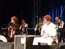 Mit seiner Wedding And Funeral Band bringt er das Zelt zum Kochen., Live In Konstanz | © laut.de (Fotograf: Alexander Cordas)