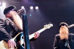 Einmal mehr die personifizierte Coolness: ZZ Top., Live In Stuttgart 2002 | © laut.de (Fotograf: Christoph Cordas)