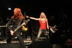 MIt doppelter Gitarrenmacht und jeder Menge Frauenpower., Arch Enemy im Schlachthof, Wiesbaden. | © laut.de (Fotograf: Michael Edele)