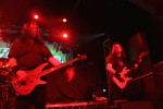 Auch auf minimaler Bühne gehen die Jungs ziemlich steil., Shadows Fall im Schlachthof, Wiesbaden. | © laut.de (Fotograf: Michael Edele)