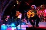 60% Musik, 40% Gelaber, so kennt man die Cowboys aus der Hauptstadt., The BossHoss im Schlachthof Wiesbaden | © laut.de (Fotograf: Michael Edele)