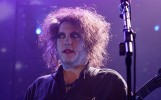 Vergöttert wie eh und je: Robert Smith und Co. 2008 live in München., The Cure 2008 in München | © laut.de (Fotograf: Martin Mengele)