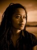 2009 rührt Sara Tavares kräftig in der Suppe des Lebens., "Xinti" | © Ricardo Oliveira Alves (Fotograf: )