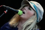 Das Duo punktete beim Festivalpublikum mit einer abgelesenen Begrüßung auf Deutsch., Ting Tings Southside 2009 | © laut.de (Fotograf: Florian Schade)