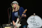 Das Duo punktete beim Festivalpublikum mit einer abgelesenen Begrüßung auf Deutsch., Ting Tings Southside 2009 | © laut.de (Fotograf: Florian Schade)