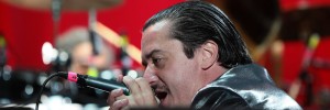 "Reunited and it feels so good reunited 'cause we understood there's one perfect fit And, sugar, this one is it. We both are so excited 'Cause we're reunited, hey, hey ...", Faith No More Headliner beim Southside 2009 | © laut.de (Fotograf: Florian Schade)