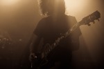 In dem verschwitzten Stuttgarter Club drängen sich die Menschen bis ins Freie hinaus., Garcia plays Kyuss in der Röhre, 2010. | © laut.de (Fotograf: Florian Schade)
