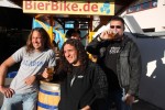 Tankard und Bagage auf der Bierbike-Tour durch Frankfurt., Die Bierbike-Connection | © laut.de (Fotograf: Michael Edele)