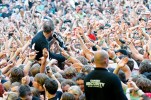 Unser Fotograf Michael Grein war bei den Donots auf der Bühne ..., Taubertal 2011 | © laut.de (Fotograf: Michael Grein)