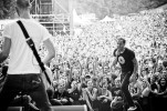 Unser Fotograf Michael Grein war bei den Donots auf der Bühne ..., Taubertal 2011 | © laut.de (Fotograf: Michael Grein)