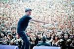 Unser Fotograf Michael Grein war bei den Donots auf der Bühne ..., Taubertal 2011 | © laut.de (Fotograf: Michael Grein)