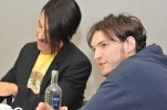 Anthony Kiedis und Josh Klinghoffer beim Interview im Kölner Hyatt Hotel., Beim Interview, Köln 2011 | © laut.de (Fotograf: Jan Knoff)