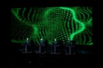 Drei Konzerte an zwei Tagen: Die Menschmaschinen stöpseln in der Alten Kongresshalle ein., Live, München 2011 | © laut.de (Fotograf: Charlotte Feigelbinder)