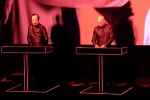 Drei Konzerte an zwei Tagen: Die Menschmaschinen stöpseln in der Alten Kongresshalle ein., Live, München 2011 | © laut.de (Fotograf: Charlotte Feigelbinder)