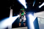 Wenn Deichkind kommen, dann brennt die Bude. Bizarre Show in Düsseldorf., Deichkind 2012 - ein Inferno! | © laut.de (Fotograf: Peter Wafzig)
