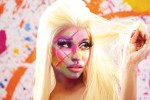 Wildes Actionpainting!, Nicki Minaj, 2012 | © Universal (Fotograf: Hype Williams)