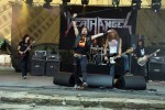 Die Kalifornier mussten mal wieder viel zu früh ran., Metalfest Loreley 2012 | © laut.de (Fotograf: Michael Edele)