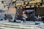 Die Kalifornier mussten mal wieder viel zu früh ran., Metalfest Loreley 2012 | © laut.de (Fotograf: Michael Edele)