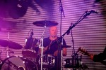 Ein echte Lichtgestalt im sonstigen schwarz, Amphi Festvial 2012 | © laut.de (Fotograf: )