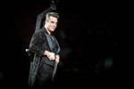Robbie vor 50.000 Zuschauern auf Schalke., Gelsenkirchen 2013 | © laut.de (Fotograf: Peter Wafzig)