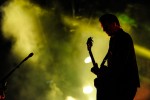 Immer eine fette Bank: Josh Homme und Band., Rock Am Ring, 2014 | © laut.de (Fotograf: Bjørn Jansen)