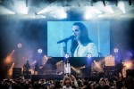 Im kurzen Weißen beim einzigen Konzert in Deutschland., Berlin Zitadelle Spandau, 2014 | © laut.de (Fotograf: Andreas Koesler)
