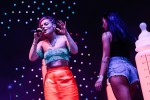 Lily Allen und Kate Nash, | © laut.de (Fotograf: Lars Krüger)