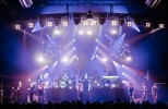 Der Frühling kommt - und Jan mit seiner Disko No. 1 auf die Bühne., Schlachthof Wiesbaden, 2015 | © laut.de (Fotograf: Michael Grein)