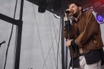 Viel viel Liebe für die Band der Stunde., Maifeld Derby 2015 | © laut.de (Fotograf: Simon Langemann)
