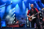 Der Berg ruft! Im Rahmen ihrer Open-Air-Tour spielen Niedeckens BAP ein Best-Of-Set vor der Festungsruine Hohentwiel., Live auf dem Hohentwiel, Singen 2016 | © laut.de (Fotograf: Alex Klug)