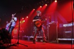 Und natürlich schaute auch Gentleman bei seinen alten Kumpels aus Amiland vorbei., Köln, Live Music Hall, 2016 | © laut.de (Fotograf: Jan Ehrhardt)