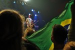 Und natürlich schaute auch Gentleman bei seinen alten Kumpels aus Amiland vorbei., Köln, Live Music Hall, 2016 | © laut.de (Fotograf: Jan Ehrhardt)