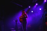 Die gebürtige Irin zeigt sich energiegeladen wie eh und je und sorgt mit ihrer Band für ordentliche Stimmung., Wallis Bird, Konstanz, Kulturladen, 2017 | © Luca Wisnagrotzky (Fotograf: Luca Wisnagrotzky)