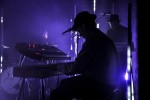 Ein Stück Island in der Domstadt: Ásgeir trotzt der Hitze., Köln, Luxor, 2017 | © laut.de (Fotograf: Alex Klug)