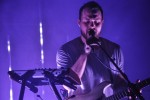Ein Stück Island in der Domstadt: Ásgeir trotzt der Hitze., Köln, Luxor, 2017 | © laut.de (Fotograf: Alex Klug)