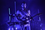 Ein Stück Island in der Domstadt: Ásgeir trotzt der Hitze., Köln, Luxor, 2017 | © laut.de (Fotograf: Alex Klug)