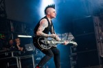 Die Broilers konnten ihren abgebrochenen Gig am Samstag weiterspielen - und wurden entsprechend gefeiert., Rock am Ring, 2017 | © laut.de (Fotograf: Lars Krüger)