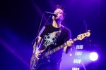 Travis Barker, Mark Hoppus und Matt Skiba im Ruhrgebiet., Oberhausen, König-Pilsener-Arena, 2017 | © laut.de (Fotograf: Rainer Keuenhof)