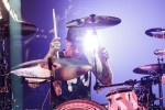 Travis Barker, Mark Hoppus und Matt Skiba im Ruhrgebiet., Oberhausen, König-Pilsener-Arena, 2017 | © laut.de (Fotograf: Rainer Keuenhof)