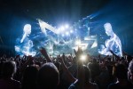 Weit über 40.000 wollten den britischen Popstar auf der Bühne erleben., Düsseldorf, Esprit-Arena 2017 | © laut.de (Fotograf: Rainer Keuenhof)