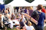 Element Of Crime, Notwist und Annenmaykantereit als Ersatz für die erkrankte Judith Holofernes: So war das Heimspiel Knyphausen 2017., Heimspiel Knyphausen, 2017 | © laut.de (Fotograf: Simon Langemann)