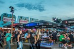 Vier Tage lang Party vor malerischer Bergkulisse mit Billy Talent, Beginner, Casper, The Offspring, Scooter, Biffy Clyro etc., Chiemsee Summer, Übersee, 2017 | © laut.de (Fotograf: Lothar Schmitt)