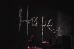 Große Location, großes Kino. Godspeed You! Black Emperor errichten ihre "Luciferian Towers"., Brüssel, Forest National, 2017 | © laut.de (Fotograf: Alex Klug)