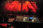 Große Location, großes Kino. Godspeed You! Black Emperor errichten ihre "Luciferian Towers"., Brüssel, Forest National, 2017 | © laut.de (Fotograf: Alex Klug)