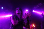 Erik Danielsson huldigt vor ausverkauftem Haus dem Satan., Berlin, Lido, 2018 | © laut.de (Fotograf: Manuel Berger)