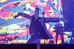 Nach der Stadion-Show im Rheinenergie-Stadion 2017 nun in der Halle: 18.000 Fans bejubelten Depeche Mode., Lanxess Arena Köln, 2018 | © laut.de (Fotograf: Rainer Keuenhof)