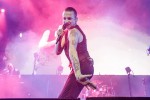 Nach der Stadion-Show im Rheinenergie-Stadion 2017 nun in der Halle: 18.000 Fans bejubelten Depeche Mode., Lanxess Arena Köln, 2018 | © laut.de (Fotograf: Rainer Keuenhof)