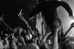 Spontan errichtetes Crowdsurfer-Paradies an der Spree., Lido Berlin, 2018 | © laut.de (Fotograf: Manuel Berger)